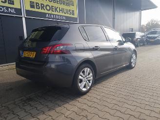 Peugeot 308 1.6 BlueHDi Blue Lease Executive picture 7