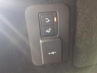 Land Rover Range Rover Evoque 1.5 P300e AWD Autobiography picture 24