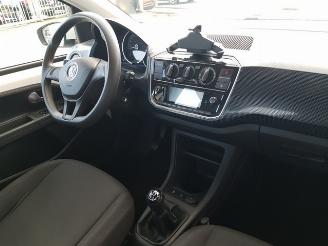 Volkswagen Up! 1.0 BMT move up! picture 15