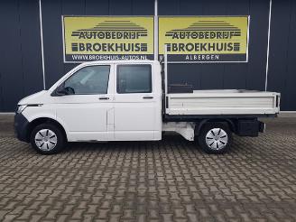 Volkswagen Transporter 2.0 TDI L2H1 DC 30 picture 2