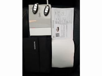 Nissan Qashqai 1.2 Premier Edition picture 23