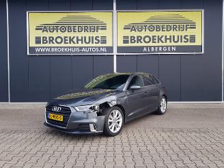 krockskadad bil auto Audi A3 Sportback 1.6 TDI Sport Lease Edition 2016/9