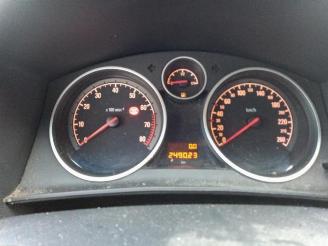 Opel Astra Astra H SW (L35), Combi, 2004 / 2014 1.8 16V picture 16