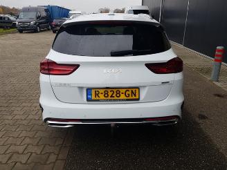 Kia Ceed 1.6 GDI PHEV DynamicPlusLine picture 5