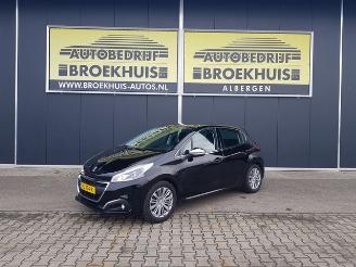 škoda osobní automobily Peugeot 208 1.2 PureTech Allure 2015/11