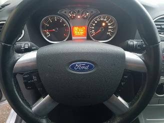 Ford Focus 1.6 Comfort picture 17