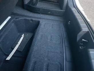 BMW 3-serie 320i High Executive Sport picture 11