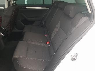 Skoda Superb Combi 1.4 TSI ACT Ambition Business picture 19