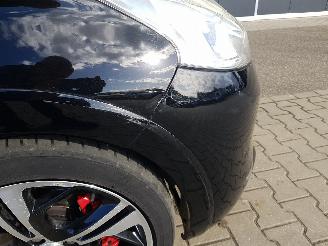 Peugeot 208 1.6 THP GTi picture 23