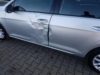 Volkswagen e-Golf e-Golf picture 9