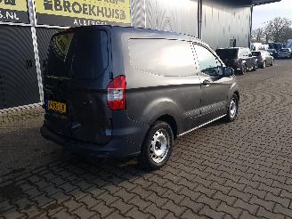 Ford Transit Courier Van 1.5 TDCI Economy Edition picture 8