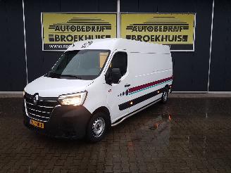 krockskadad bil bedrijf Renault Master T35 2.3 dCi 150 L3H3 Energy Comfort 2021/9