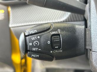 Peugeot e-208 EV Blue Lease Active 50 kWh picture 26