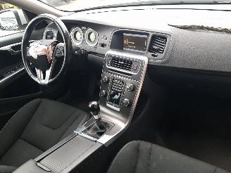 Volvo V-60 2.0 D4 Momentum picture 18
