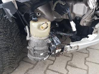 Volvo V-60 2.0 D4 Momentum picture 15