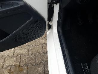 Volkswagen Up! 1.0 BMT move up! picture 11