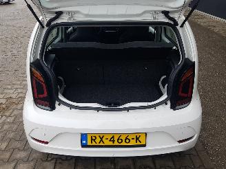 Volkswagen Up! 1.0 BMT move up! picture 23