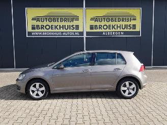 Volkswagen Golf 1.6 TDI Highline picture 2