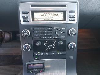 Volvo V-70 2.4D Momentum picture 15