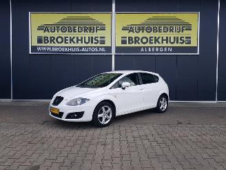 Vaurioauto  passenger cars Seat Leon 1.2 TSI Ecomotive Businessline COPA 2012/4