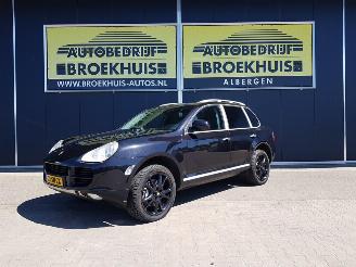 Damaged car Porsche Cayenne 4.5 S 2006/1