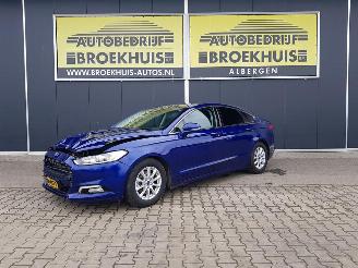 Vaurioauto  passenger cars Ford Mondeo 1.5 TDCi Titanium 2016/8