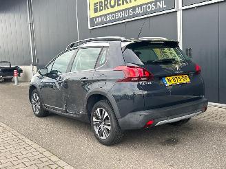 Peugeot 2008 1.2 PureTech Allure picture 8