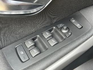Volvo V-40 1.6 D2 Kinetic picture 25