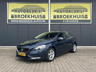 Unfallwagen Volvo V-40 1.6 D2 Kinetic 2012/12
