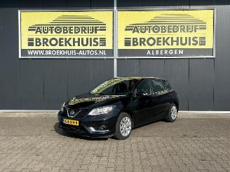 Vaurioauto  passenger cars Nissan Pulsar 1.2 DIG-T Visia 2015/6