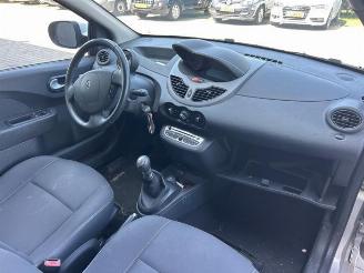 Renault Twingo Twingo II (CN), Hatchback 3-drs, 2007 / 2014 1.2 16V picture 15