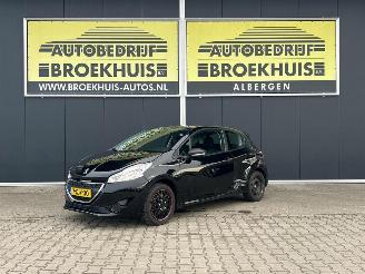 uszkodzony samochody osobowe Peugeot 208 1.0 VTi Access 2014/11