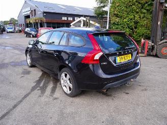 Volvo V-60 1.6 16v T3 picture 2
