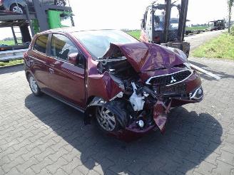 Mitsubishi Space-star 1.2 12v picture 4