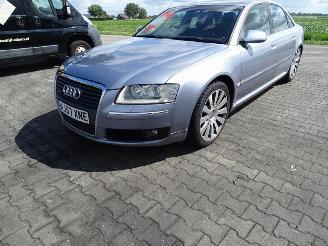 Audi A8 Quattro 3.0 TDi picture 3