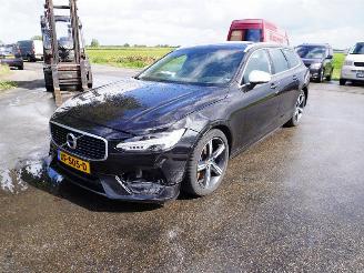 Volvo V-90 2.0 T4 picture 3