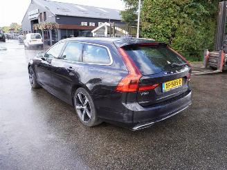 Volvo V-90 2.0 T4 picture 2