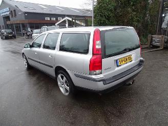 Volvo V-70 2.4 20v picture 2