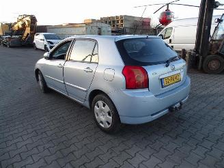 Toyota Corolla 1.6 16v picture 2