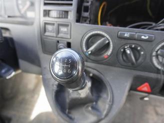 Volkswagen Transporter T5 2.5 TDi Dubbelcabine picture 13