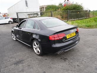 Audi A4 2.0 TDi picture 2