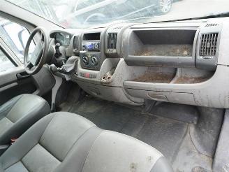 Citroën Jumper 33 L2H1  2.2HDI 120 picture 6