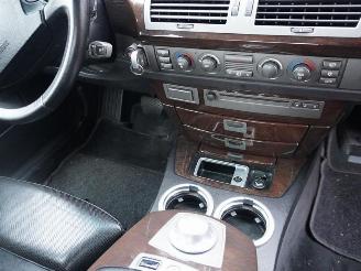 BMW 7-serie 735i picture 6