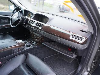 BMW 7-serie 735i picture 5