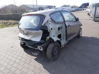 demontáž osobní automobily Kia Picanto 1..0 12v 2013/8