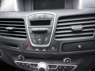 Renault Laguna Estate 2.0 dCi picture 6