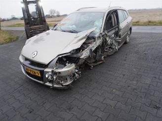 Renault Laguna Estate 2.0 dCi picture 3