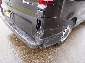 Renault Trafic 2.0 dCi picture 10