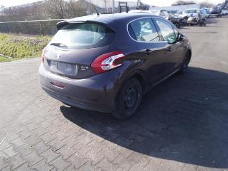 Uttjänta bilar auto Peugeot 208 1.6 HDi 2013/7
