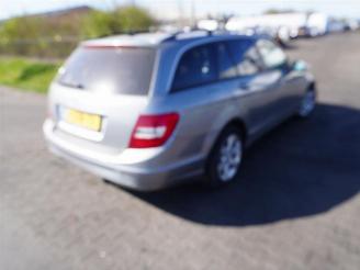 demontáž osobní automobily Mercedes C-klasse Estate 200 CDi 2011/4